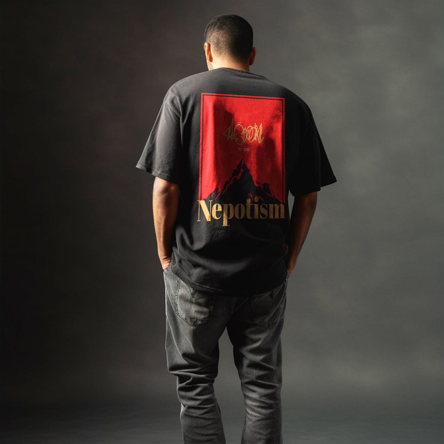 NEPOTISM OVERSIZED FIT TEE.