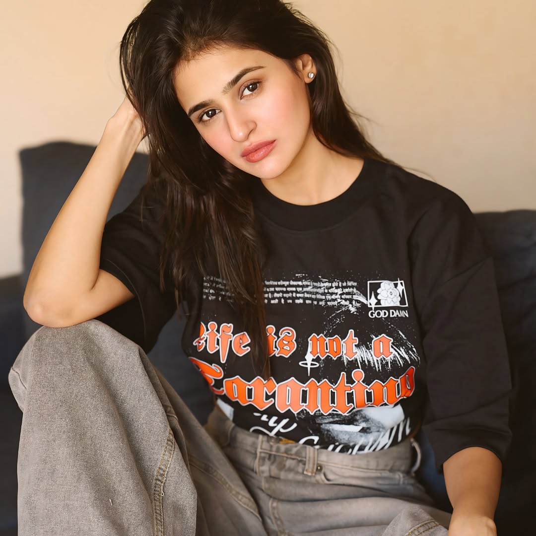 LIFE IS NOT A  TARANTINO FILM OVERSIZED UNISEX FIT