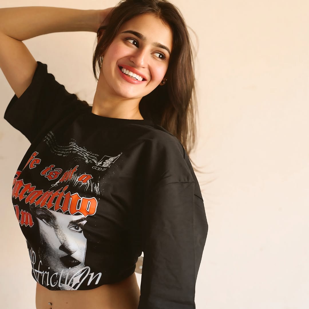 LIFE IS NOT A  TARANTINO FILM OVERSIZED UNISEX FIT